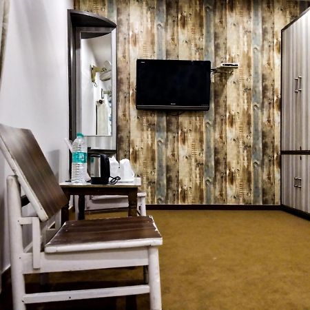 Ajay Guest House พาราณสี ภายนอก รูปภาพ
