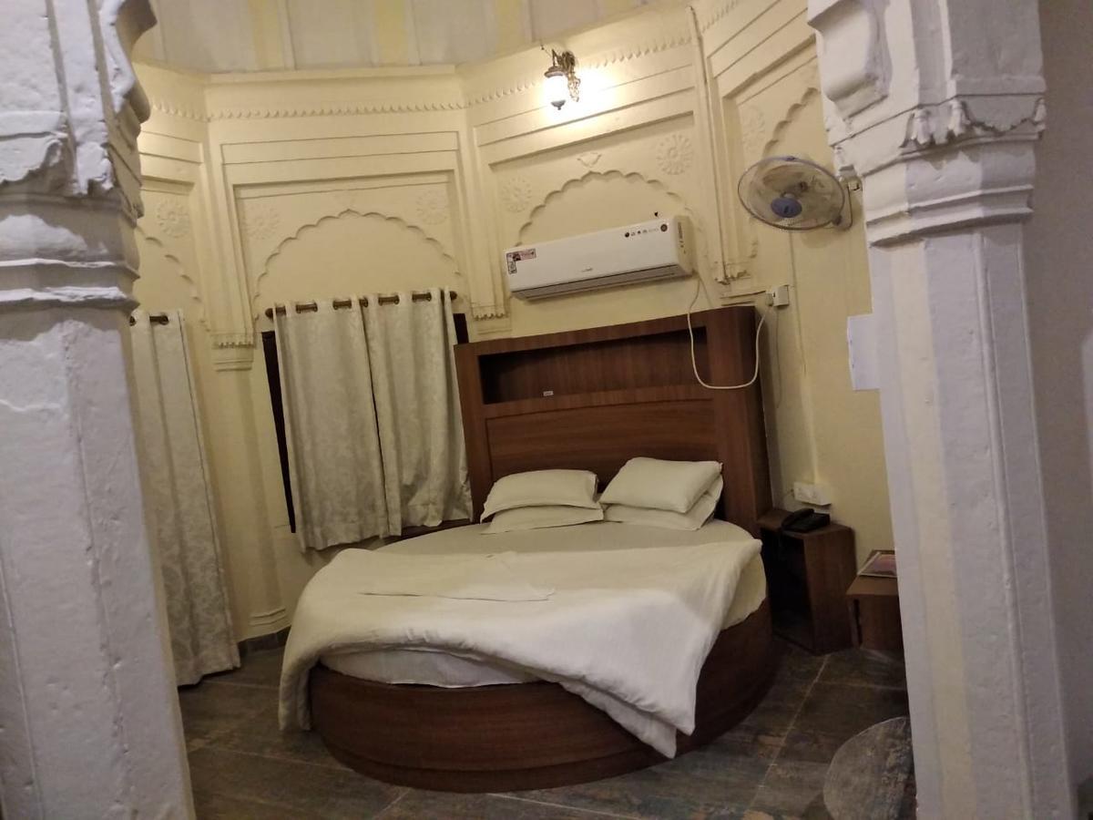 Ajay Guest House พาราณสี ภายนอก รูปภาพ