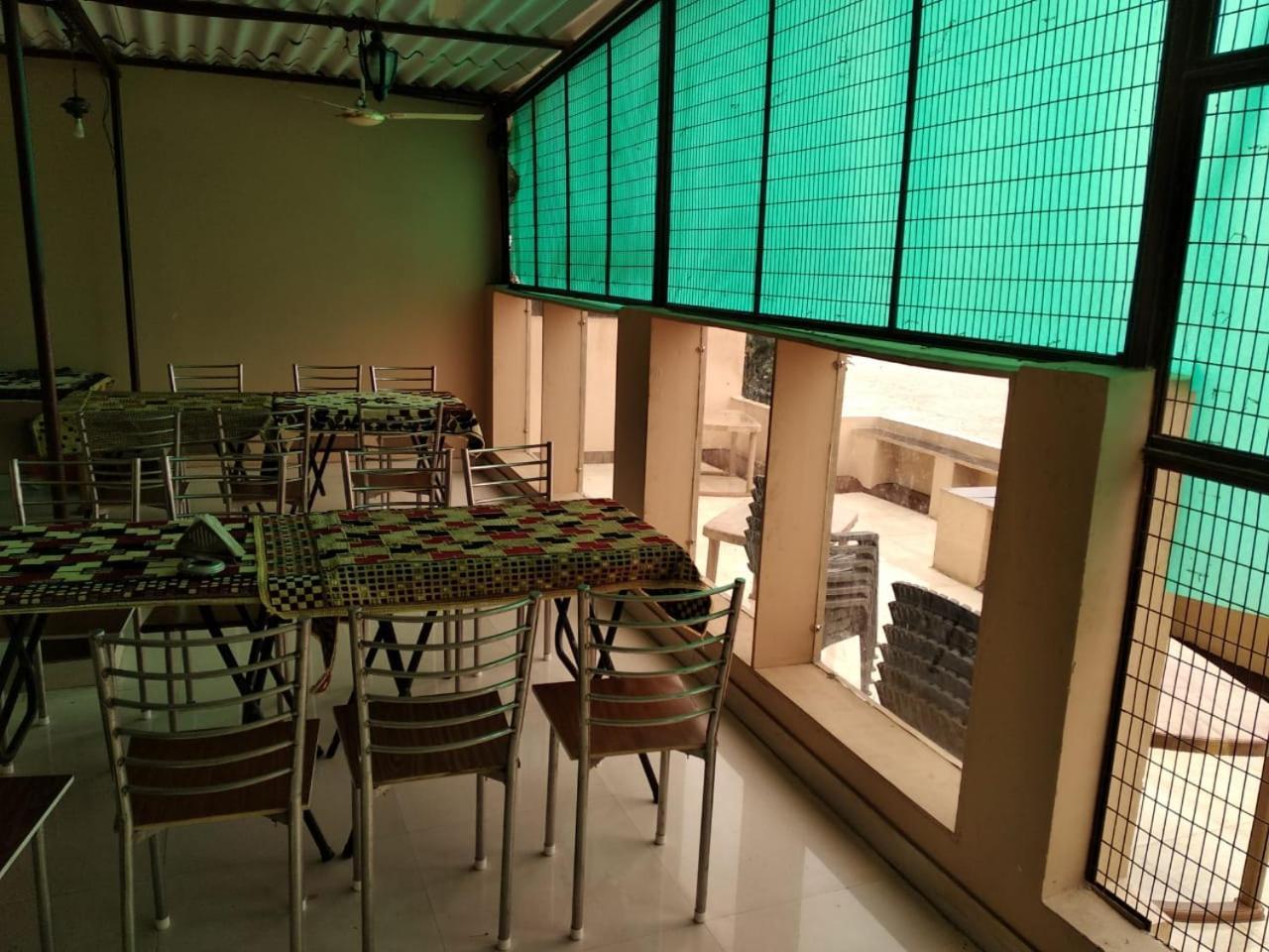 Ajay Guest House พาราณสี ภายนอก รูปภาพ